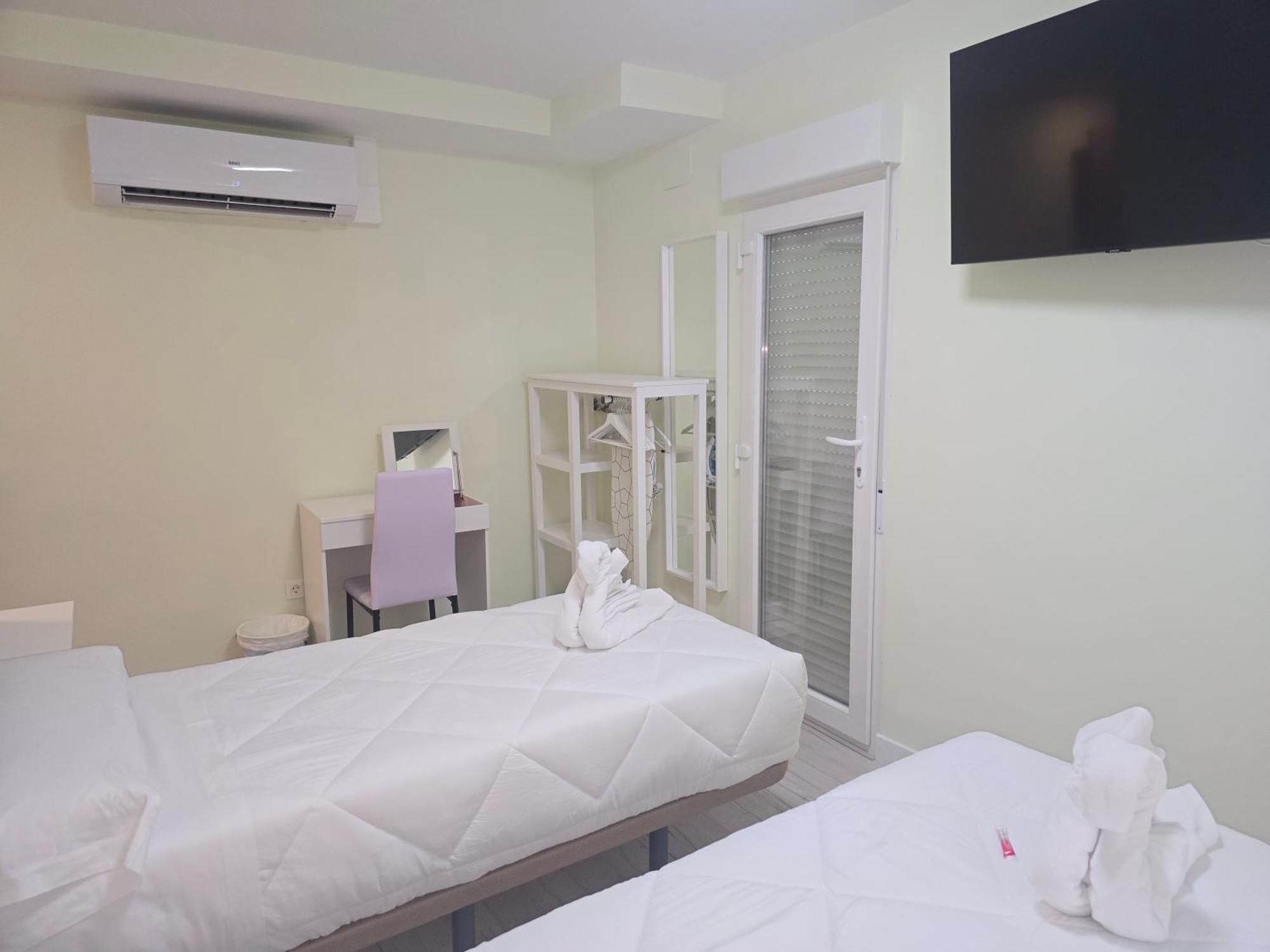 Brezo Apartamentos Turisticos Guadalajara Zewnętrze zdjęcie